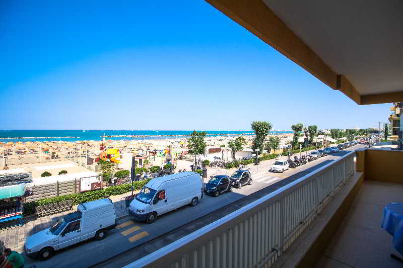 Hotel Carnaby Ρίμινι Εξωτερικό φωτογραφία