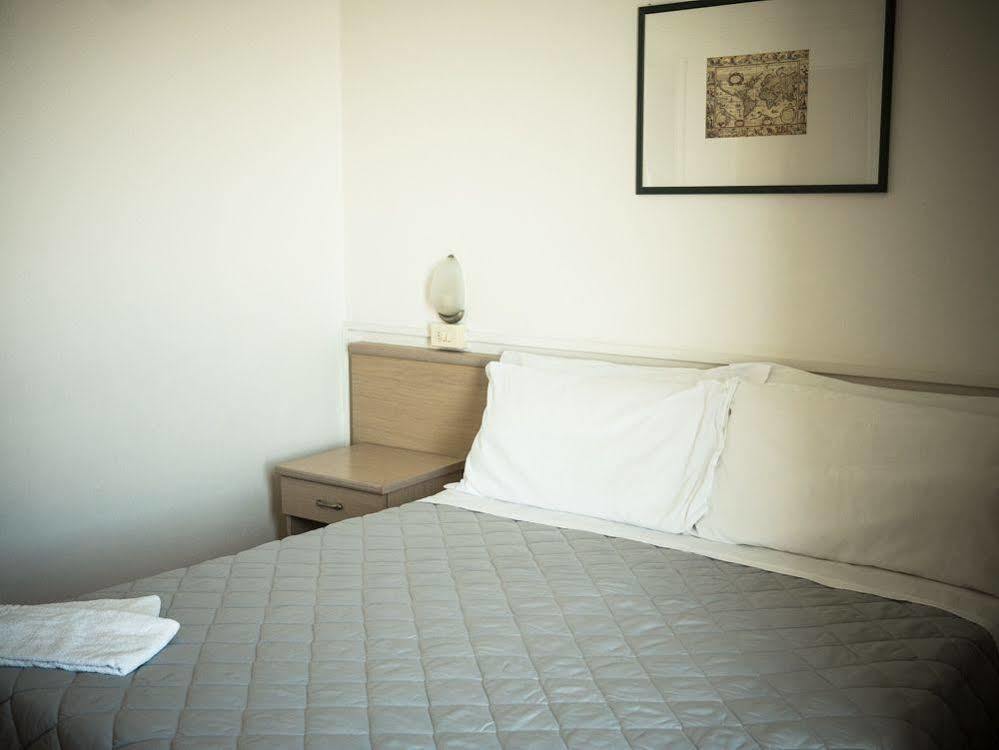 Hotel Carnaby Ρίμινι Εξωτερικό φωτογραφία